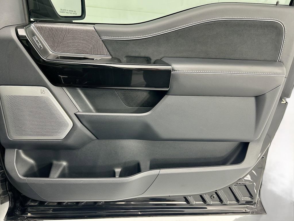 Used 2023 Ford F150 Lightning Platinum image 24