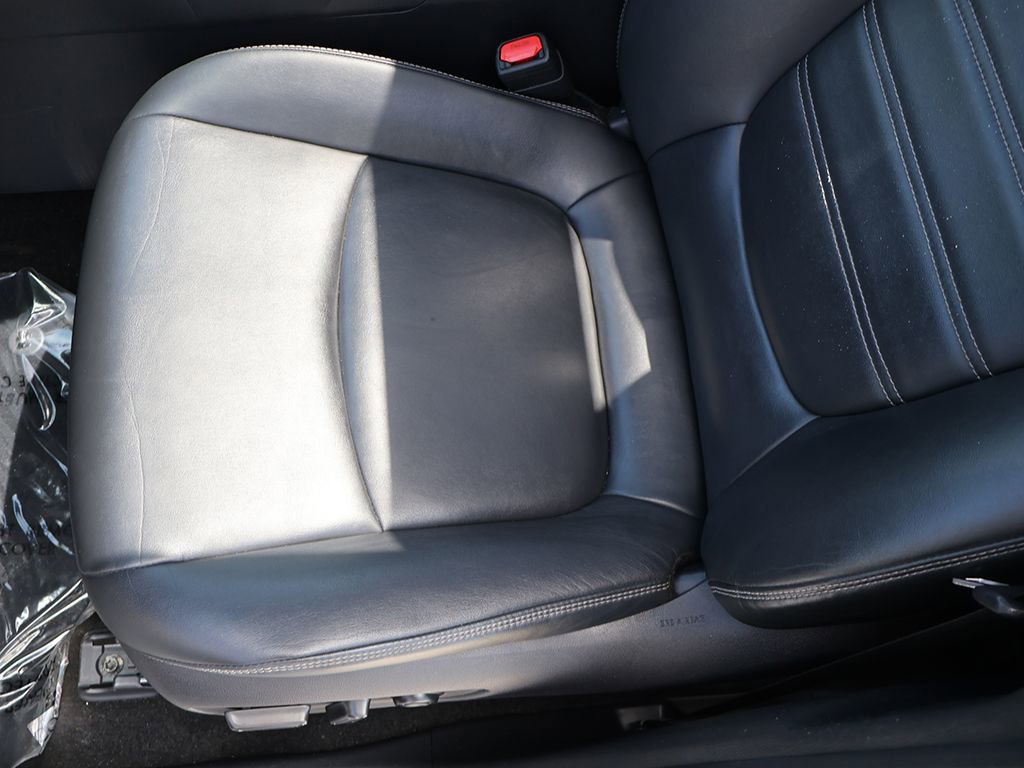 Used 2019 Toyota RAV4 Limited w/ Advanced Technology Package AWD/4WD image 29