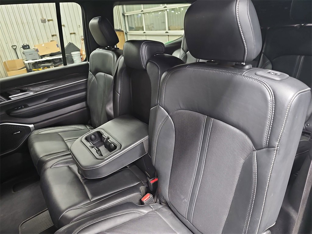 Used 2022 Jeep Wagoneer Series II image 13