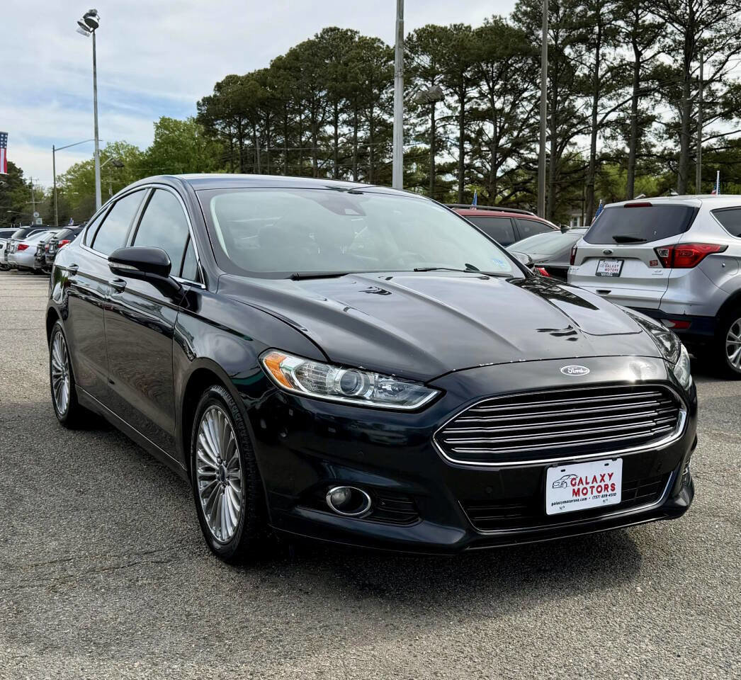 Used 2013 Ford Fusion Titanium w/ Titanium Driver Assist Pkg image 3