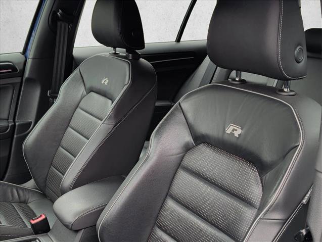 Used 2019 Volkswagen Golf R 4-Door image 11