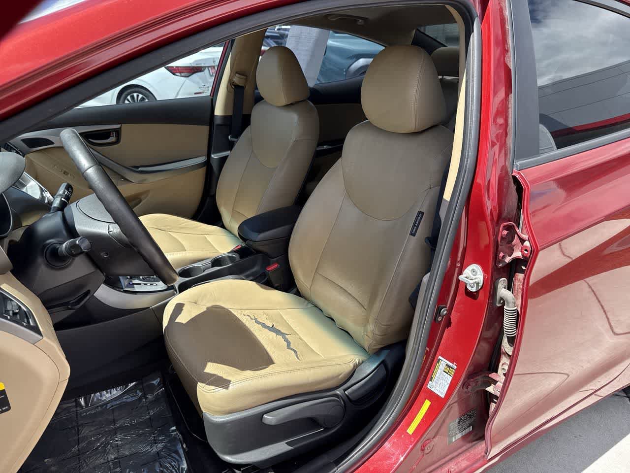Used 2011 Hyundai Elantra Limited w/ Premium Pkg 5 FWD image 11