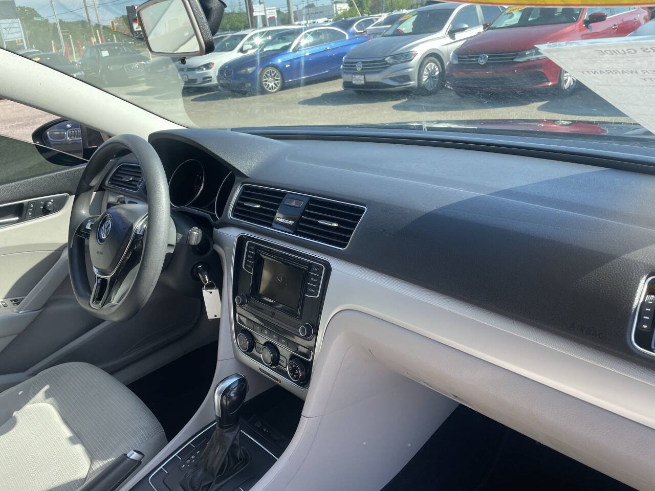 Used 2018 Volkswagen Passat 2.0T S FWD image 12