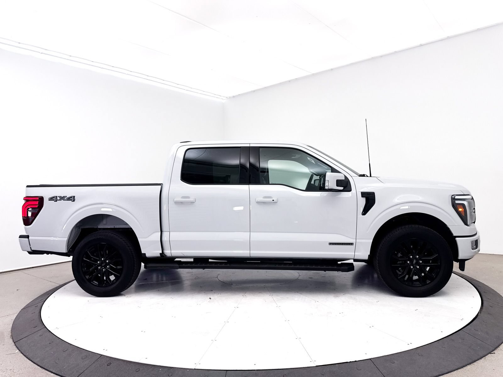Used 2024 Ford F150 Lariat w/ Equipment Group 502A High AWD/4WD image 41