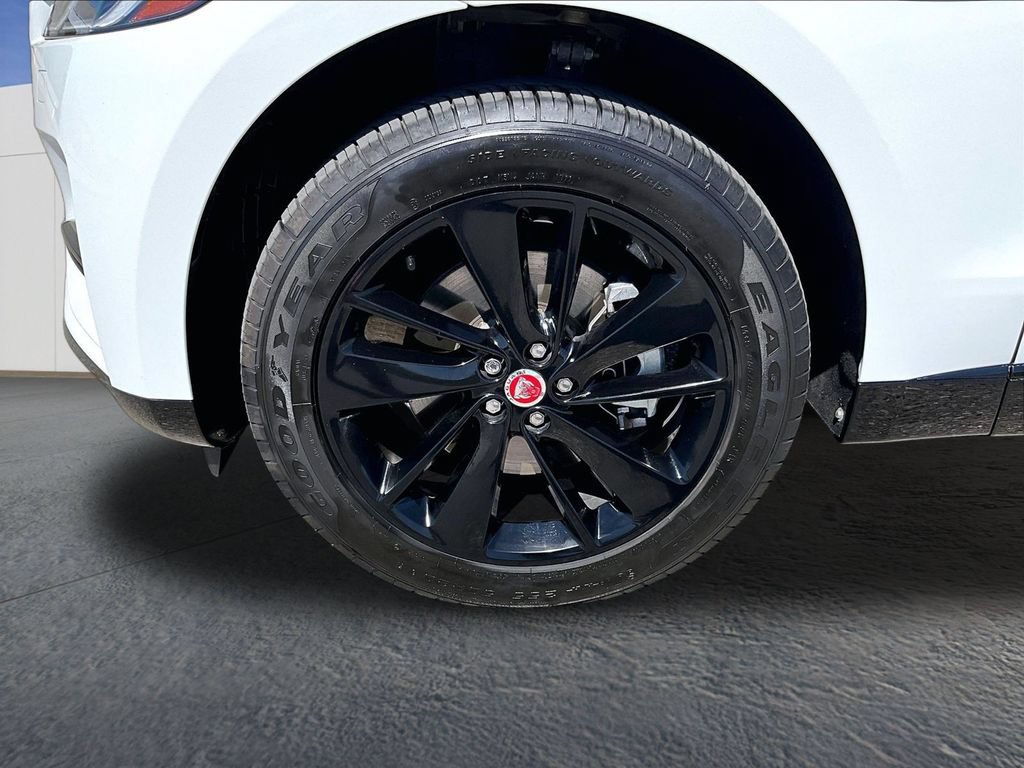 Used 2023 Jaguar F-PACE S AWD/4WD image 11
