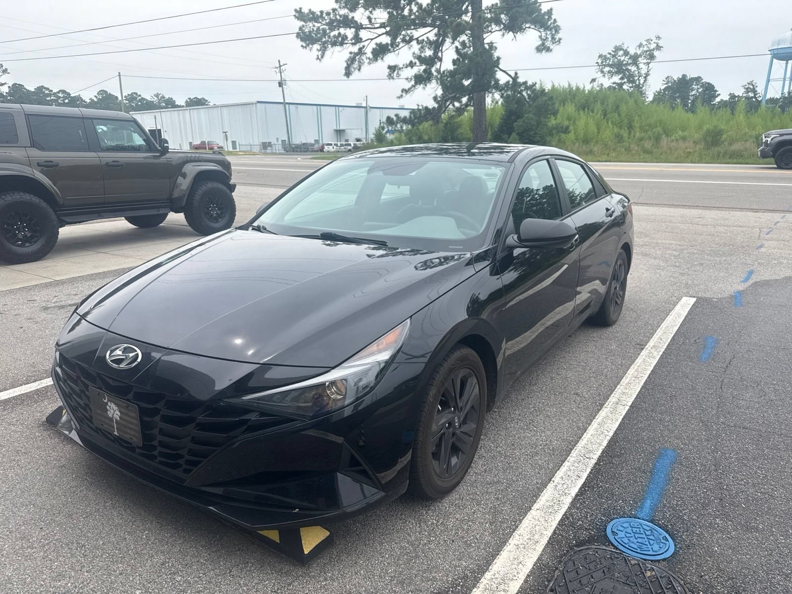 Used 2021 Hyundai Elantra SEL FWD image 3