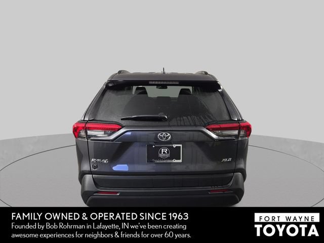 Used 2025 Toyota RAV4 XLE FWD image 8