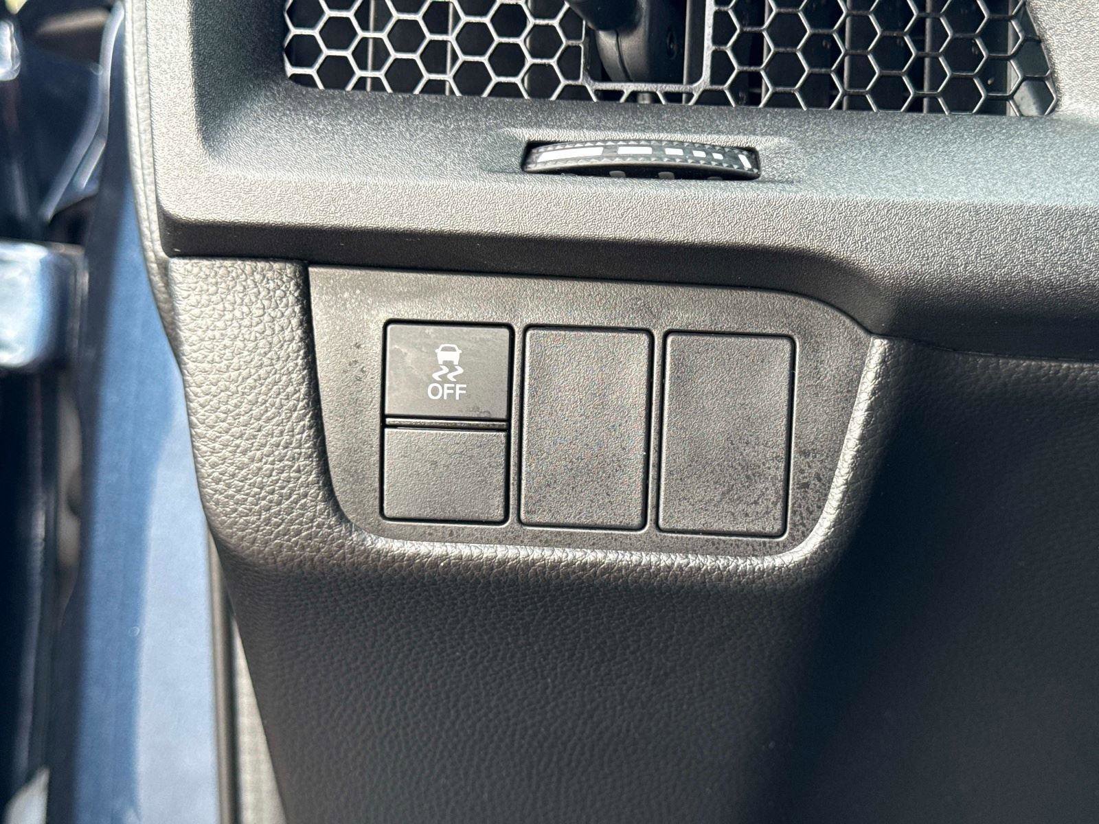 Used 2025 Honda CR-V LX image 27