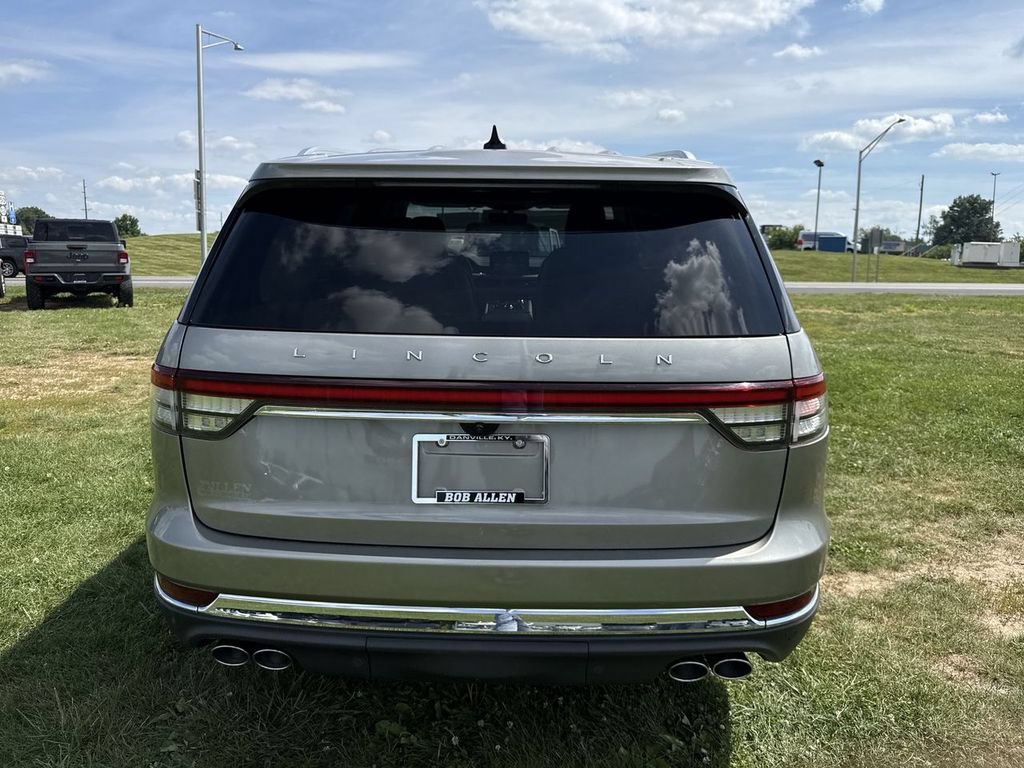 Used 2023 Lincoln Aviator Reserve w/ Equipment Group 201A AWD/4WD image 19