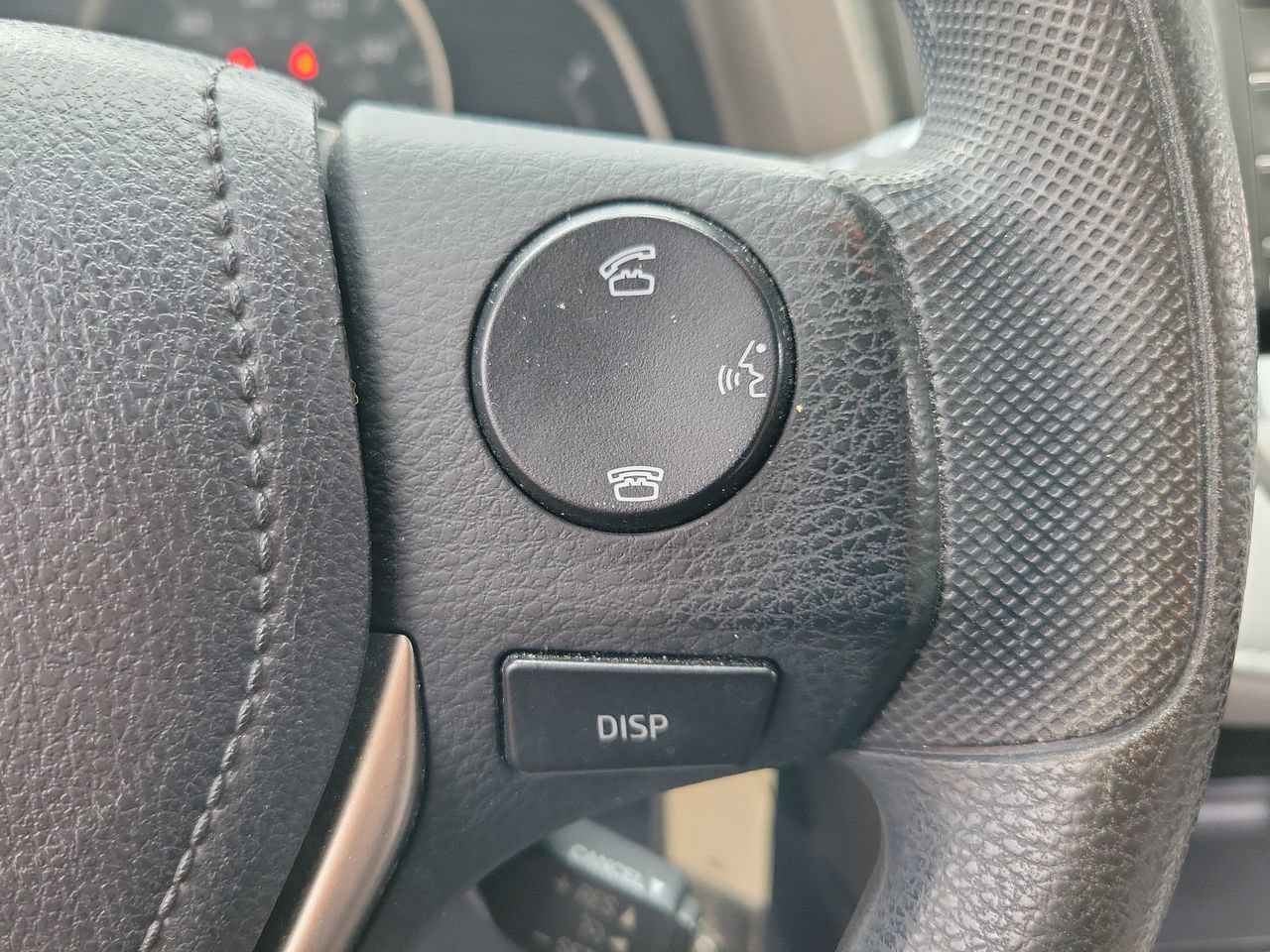 Used 2014 Toyota RAV4 XLE FWD image 19