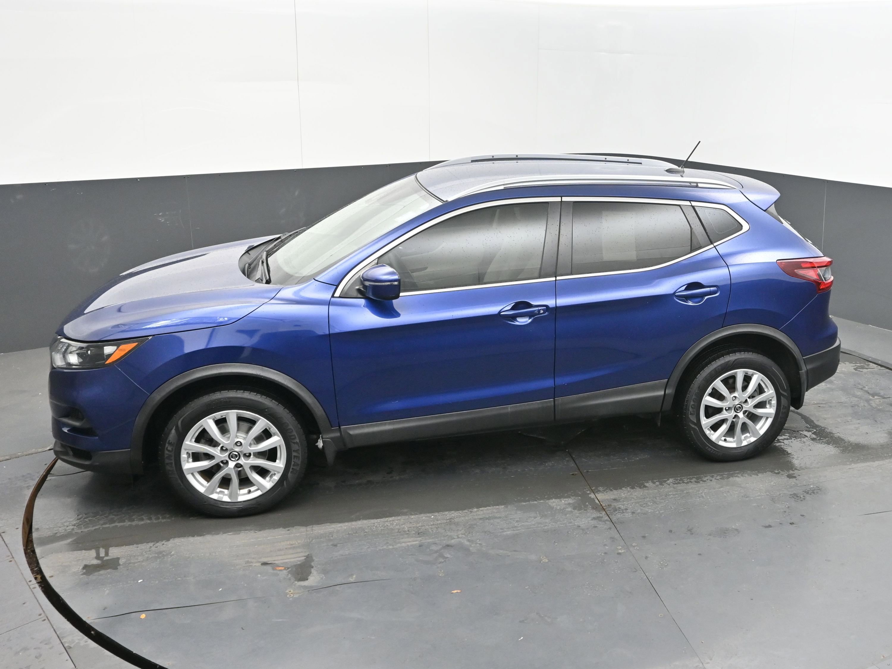 Used 2020 Nissan Rogue Sport SV FWD image 33