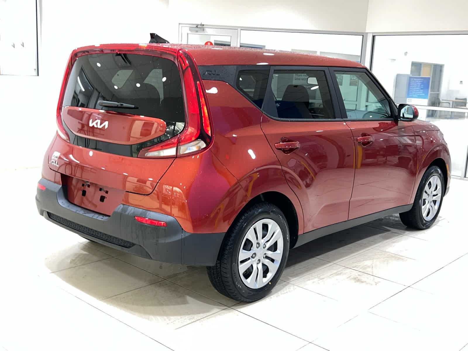Used 2022 Kia Soul LX FWD image 18