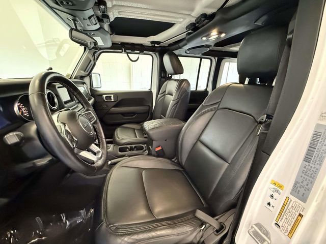 Used 2020 Jeep Wrangler Unlimited Sahara w/ Cold Weather Group AWD/4WD image 21