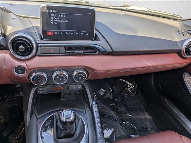 Used 2017 MAZDA MX-5 Miata RF Grand Touring image 21