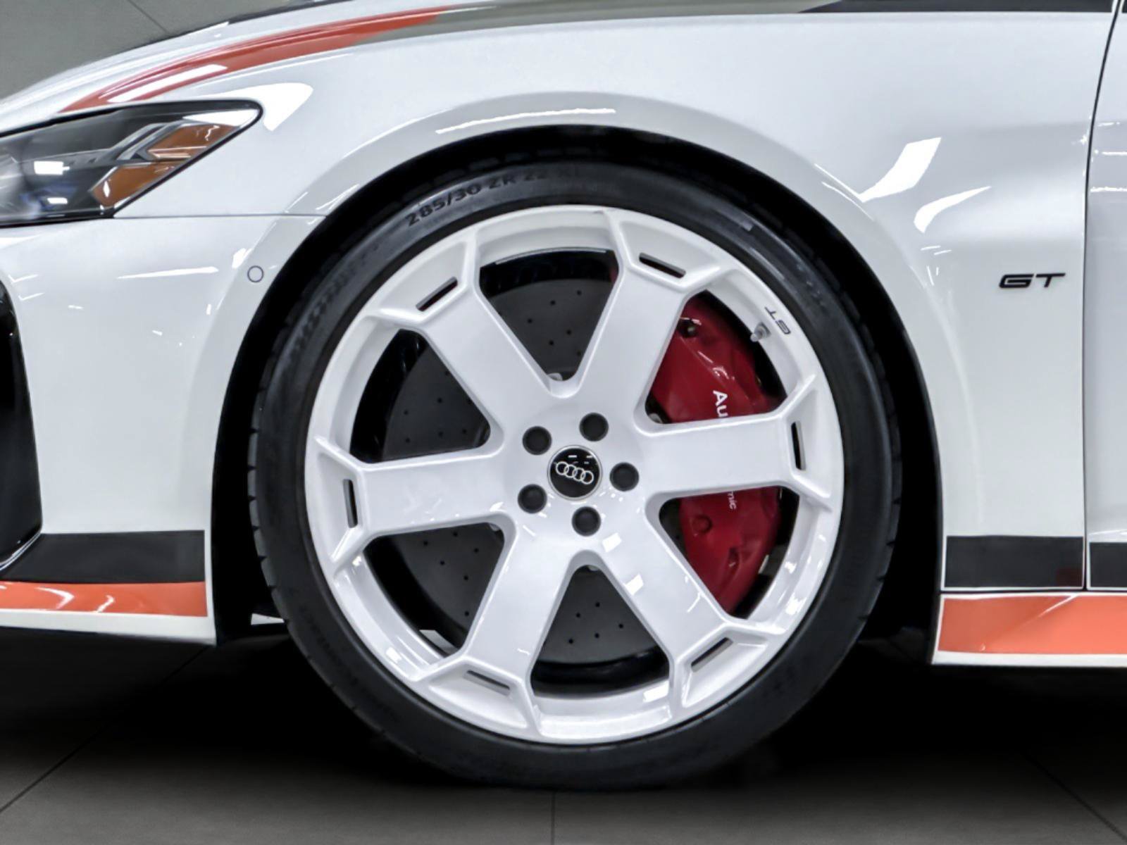 Certified 2025 Audi RS 6 performance AWD/4WD image 26