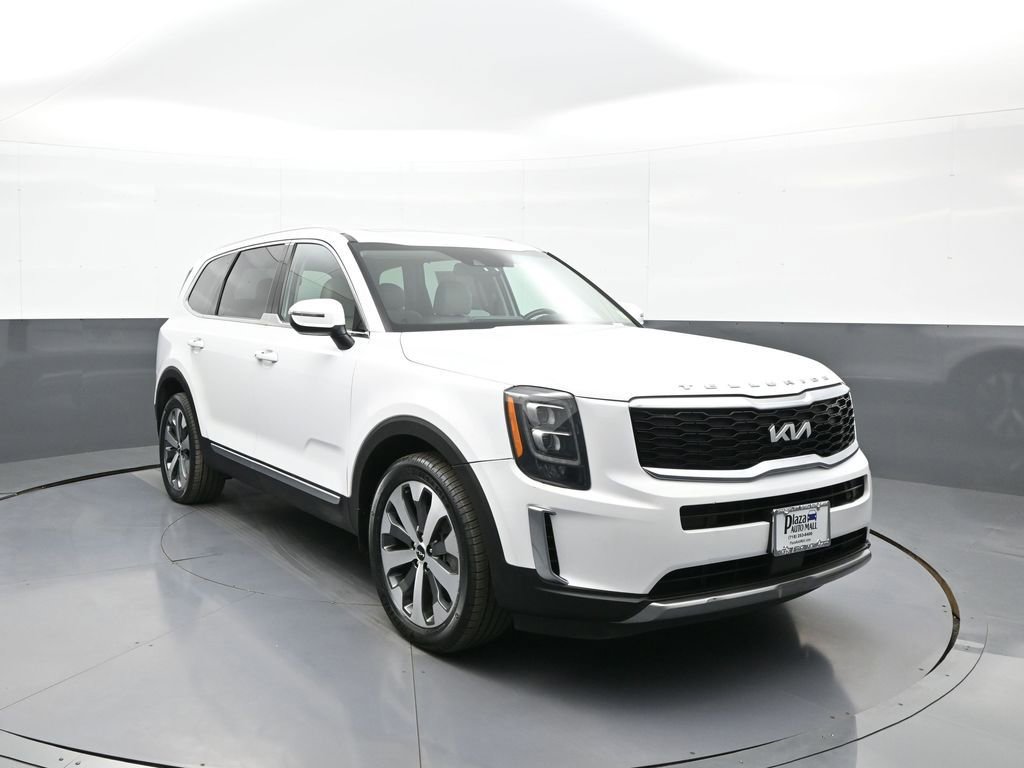 Certified 2022 Kia Telluride EX w/ EX Premium Package image 3