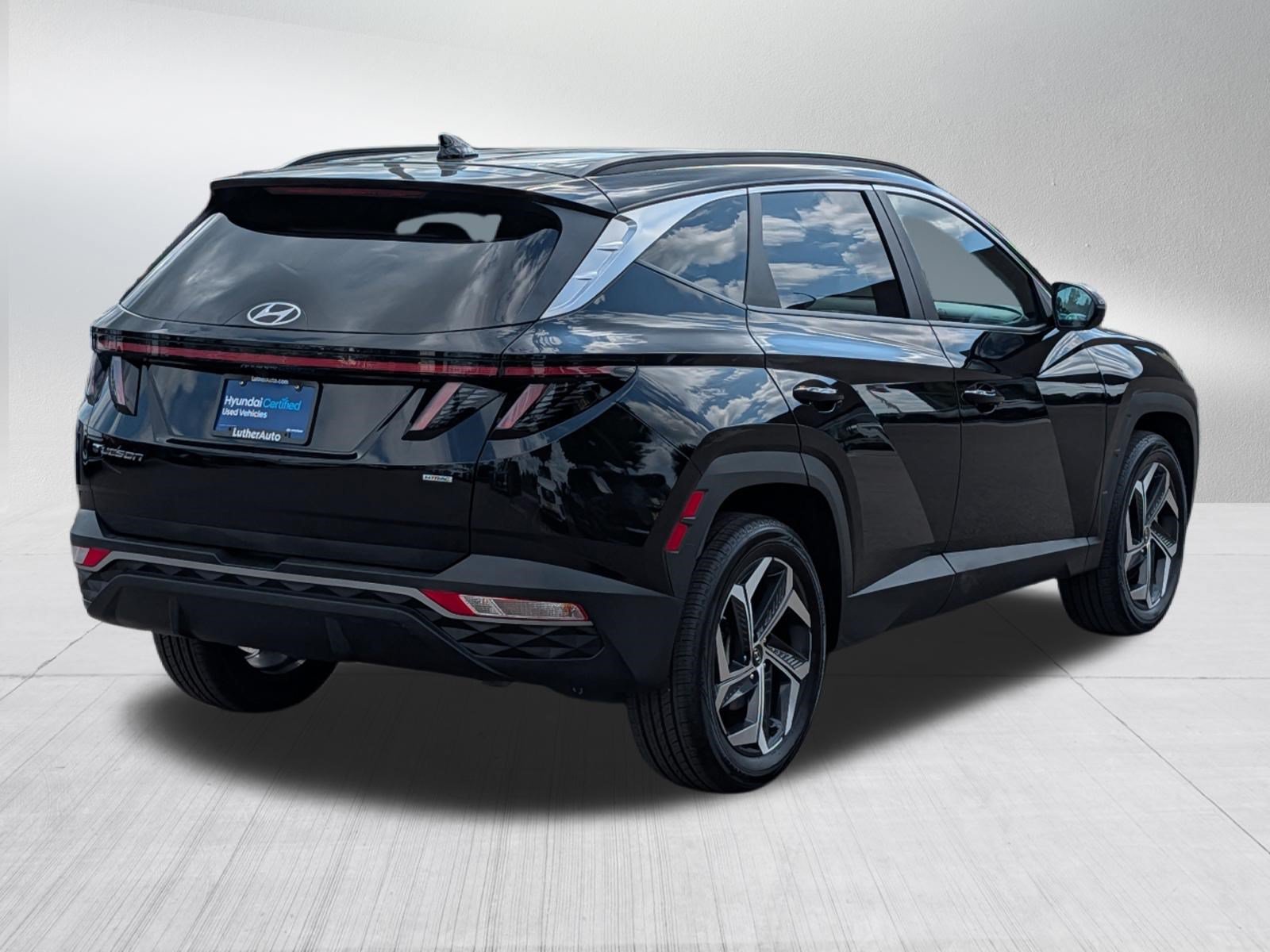 Certified 2023 Hyundai Tucson SEL w/ Convenience Package AWD/4WD image 3