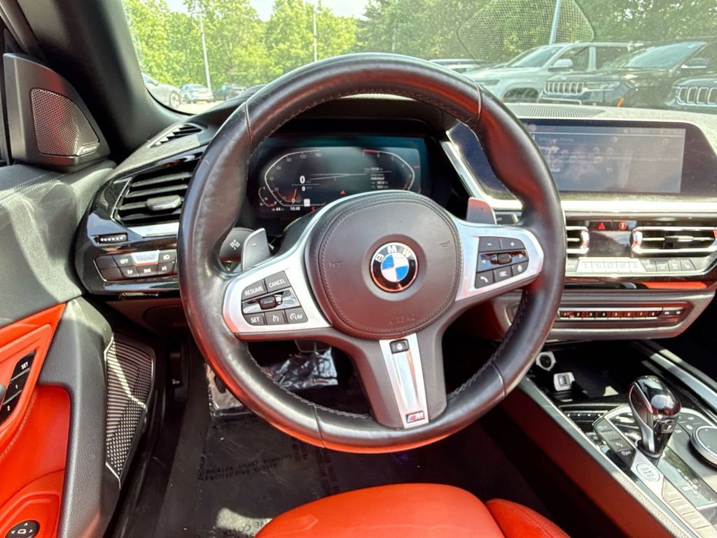 Used 2022 BMW Z4 sDrive30i w/ M Sport Package RWD image 11