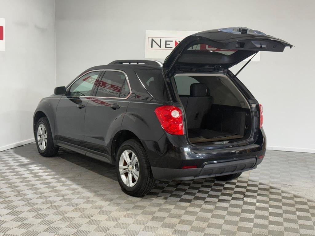 Used 2010 Chevrolet Equinox LT FWD image 32