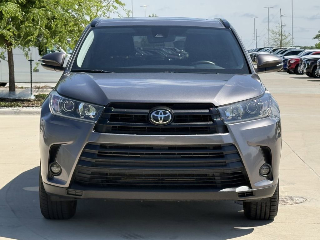 Used 2019 Toyota Highlander SE image 8