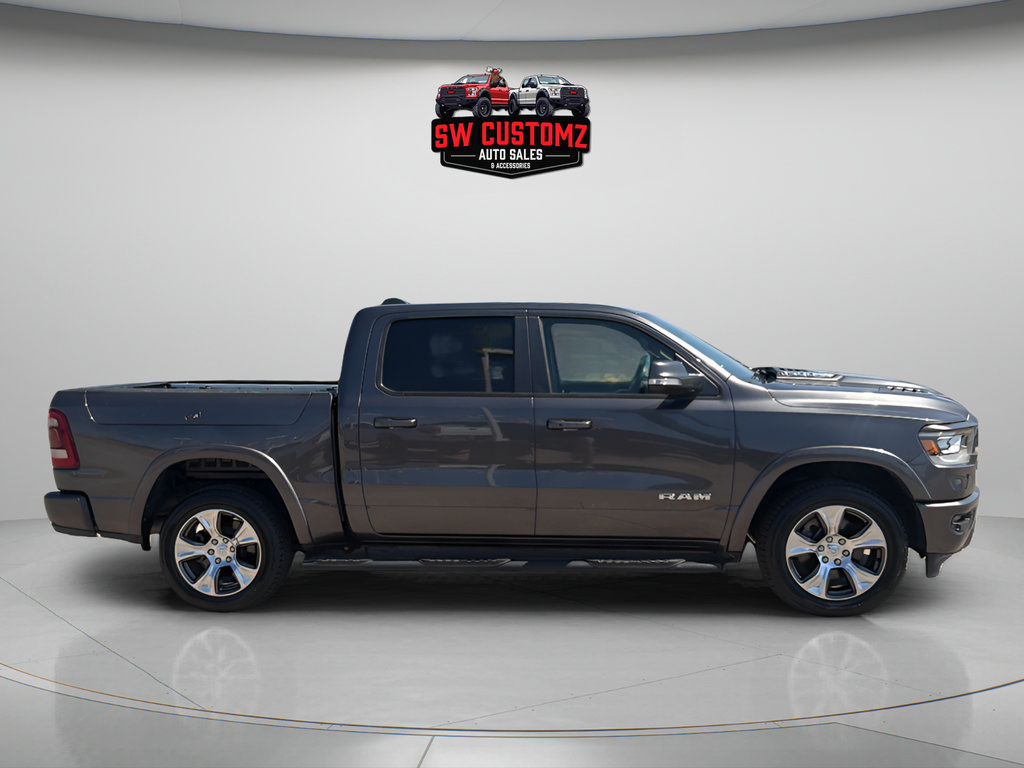 Used 2019 RAM 1500 Laramie w/ Sport Appearance Package AWD/4WD image 8