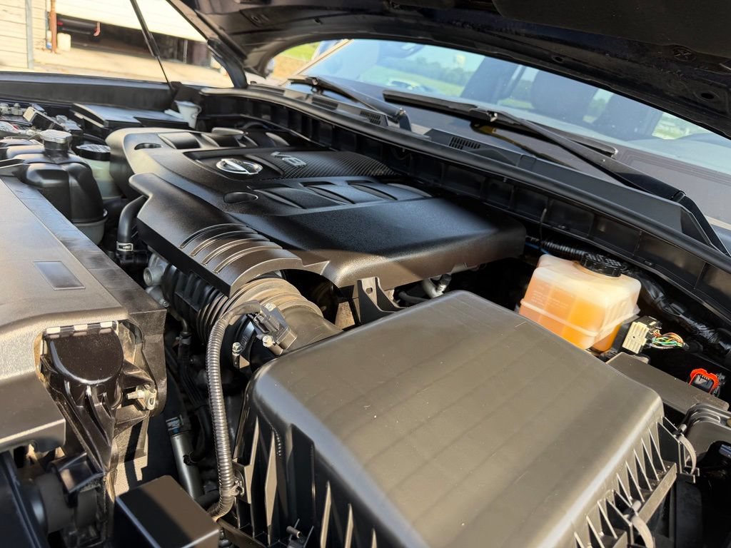 Used 2020 Nissan Armada Platinum RWD image 15