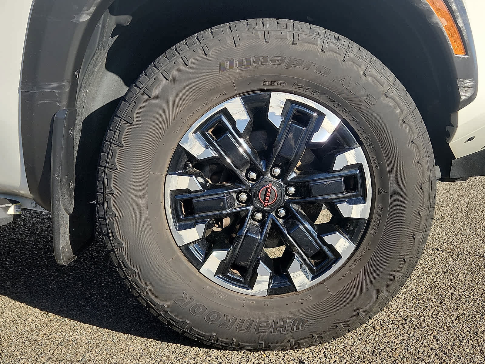 Used 2022 Nissan Frontier PRO-4X w/ Technology Package image 9