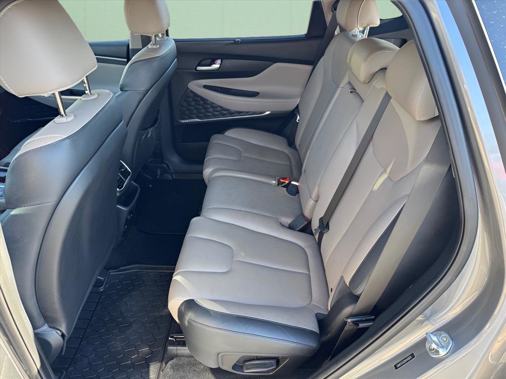 Used 2019 Hyundai Santa Fe Limited image 11