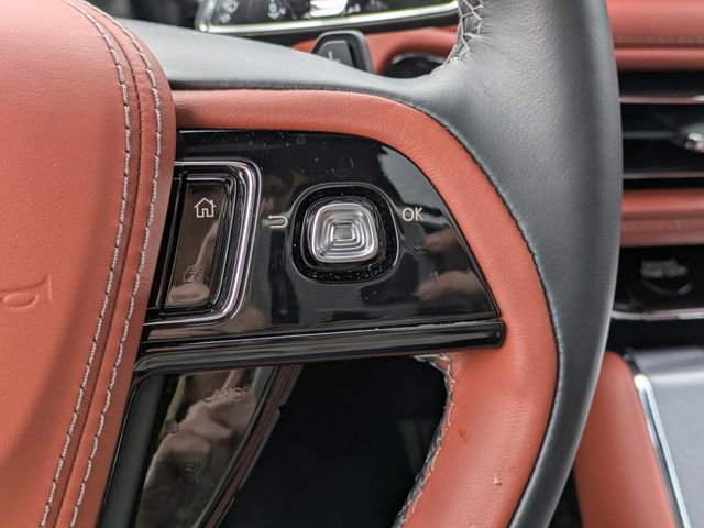 New 2025 Lincoln Aviator Reserve w/ Equipment Group 201A image 25