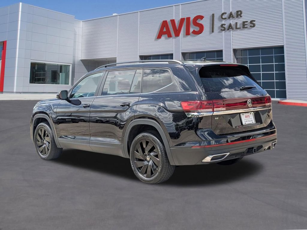 Used 2025 Volkswagen Atlas SE FWD image 9