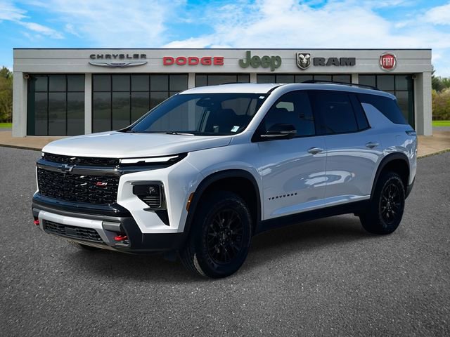 Used 2025 Chevrolet Traverse Z71 w/ Driver Confidence Package image 38