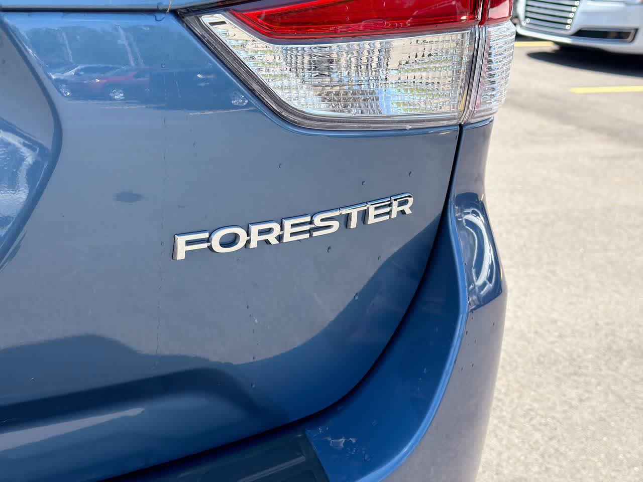 Certified 2023 Subaru Forester Limited AWD/4WD image 18