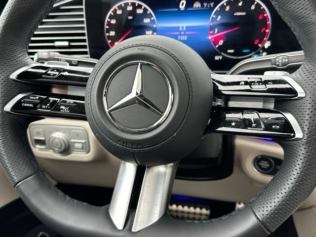 Used 2025 Mercedes-Benz GLS 450 4MATIC w/ AMG Line Exterior image 19