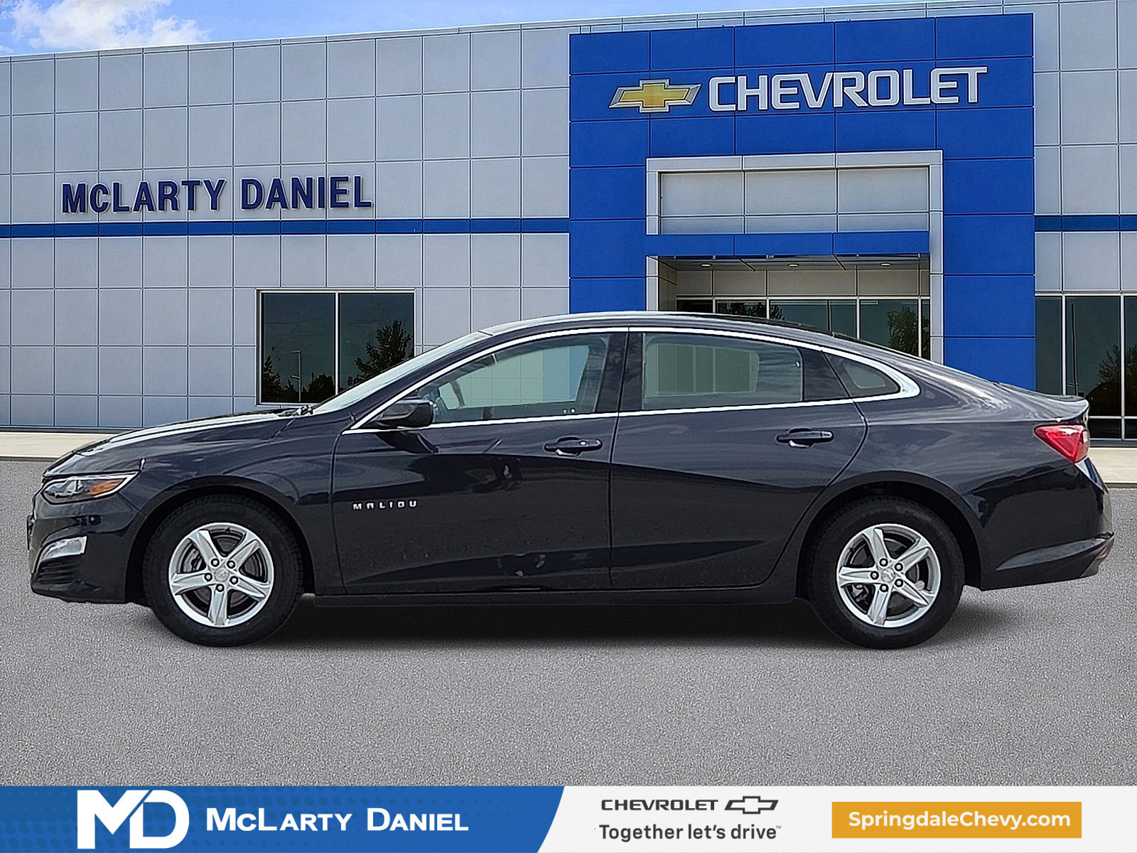 Used 2023 Chevrolet Malibu LT w/ Driver Confidence Package FWD image 3