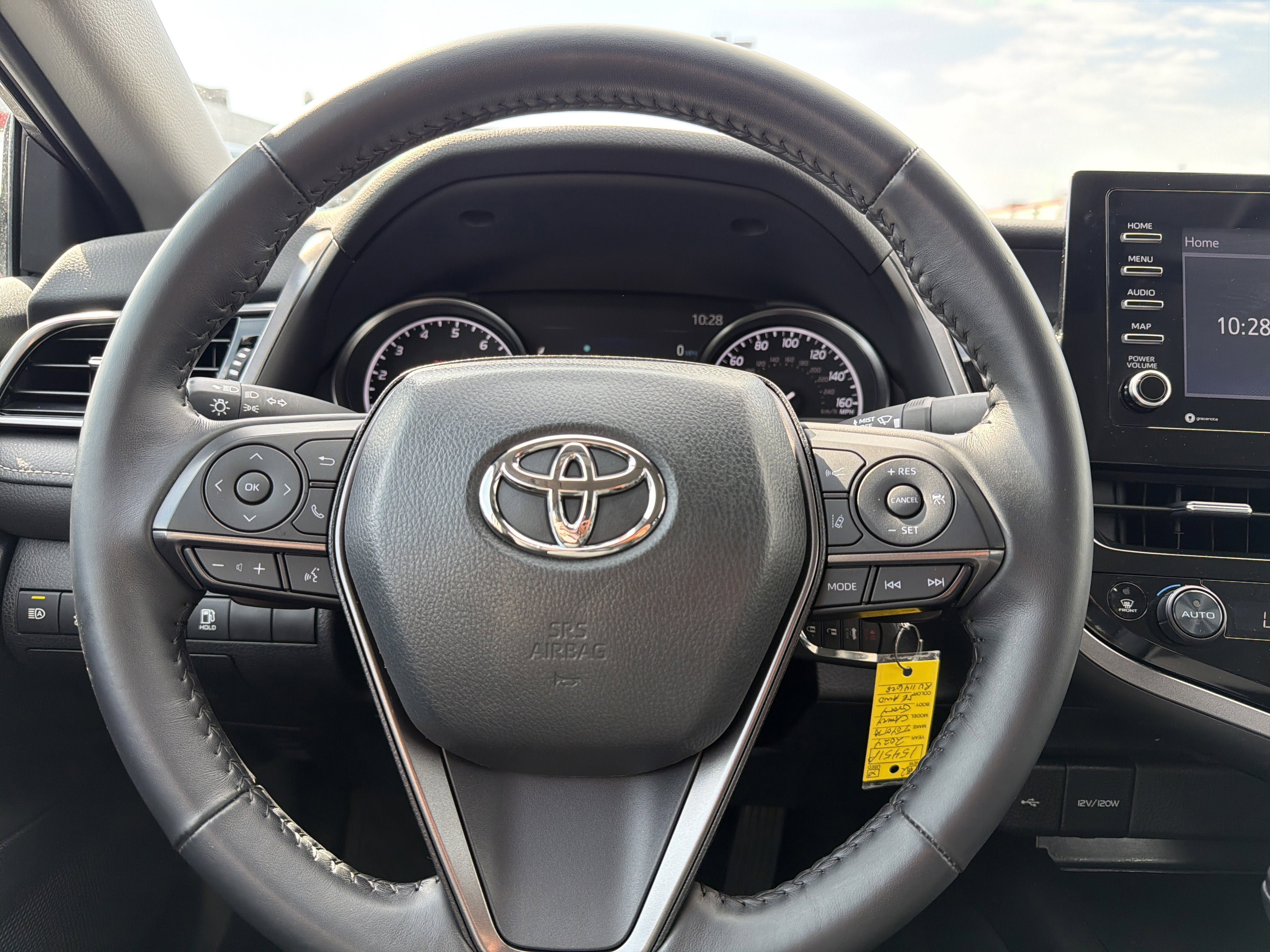 Used 2024 Toyota Camry SE AWD/4WD image 14