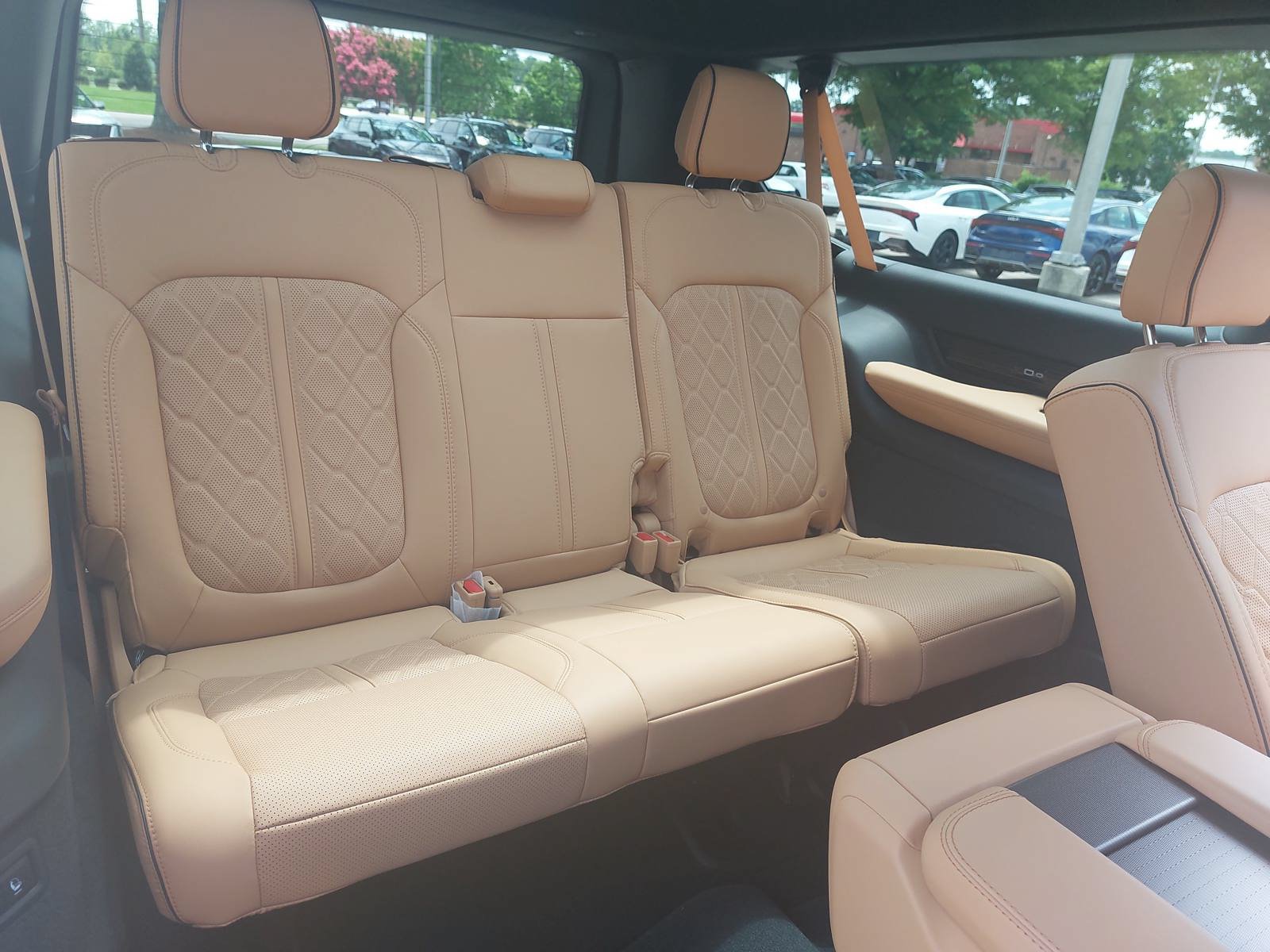 New 2026 Jeep Grand Wagoneer L Summit AWD/4WD image 13