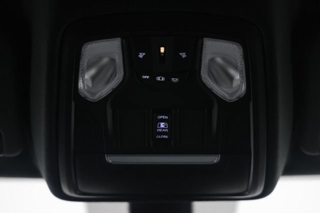 Used 2022 RAM 1500 Big Horn AWD/4WD image 39