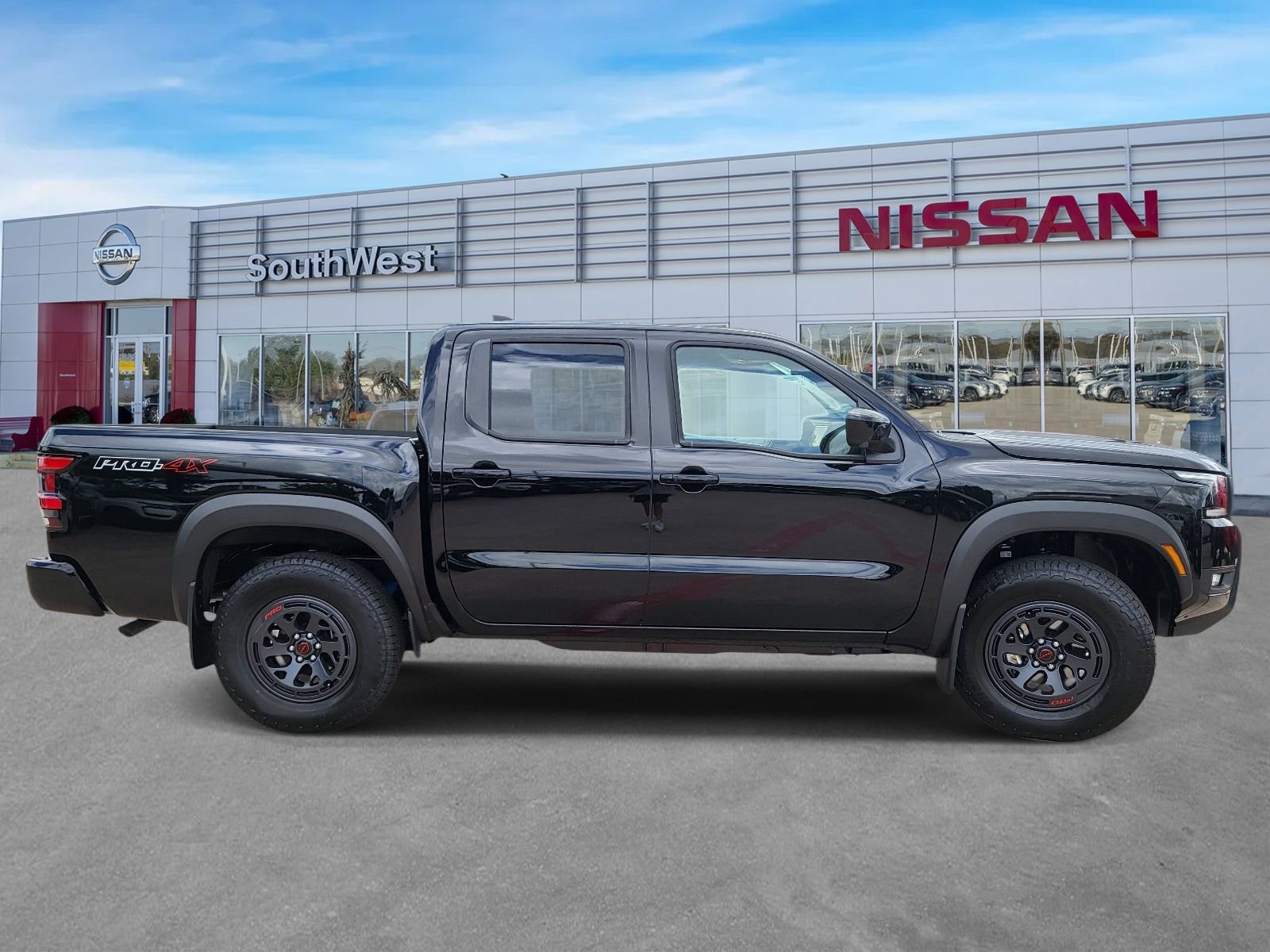 New 2026 Nissan Frontier PRO-4X AWD/4WD image 4