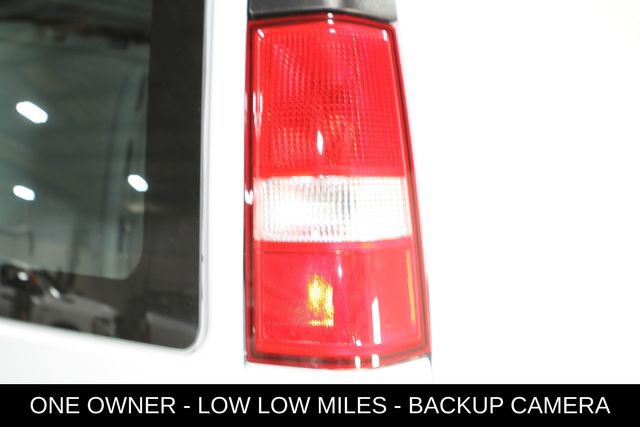 Used 2019 Chevrolet Express 3500 w/ Driver Convenience Package RWD image 33