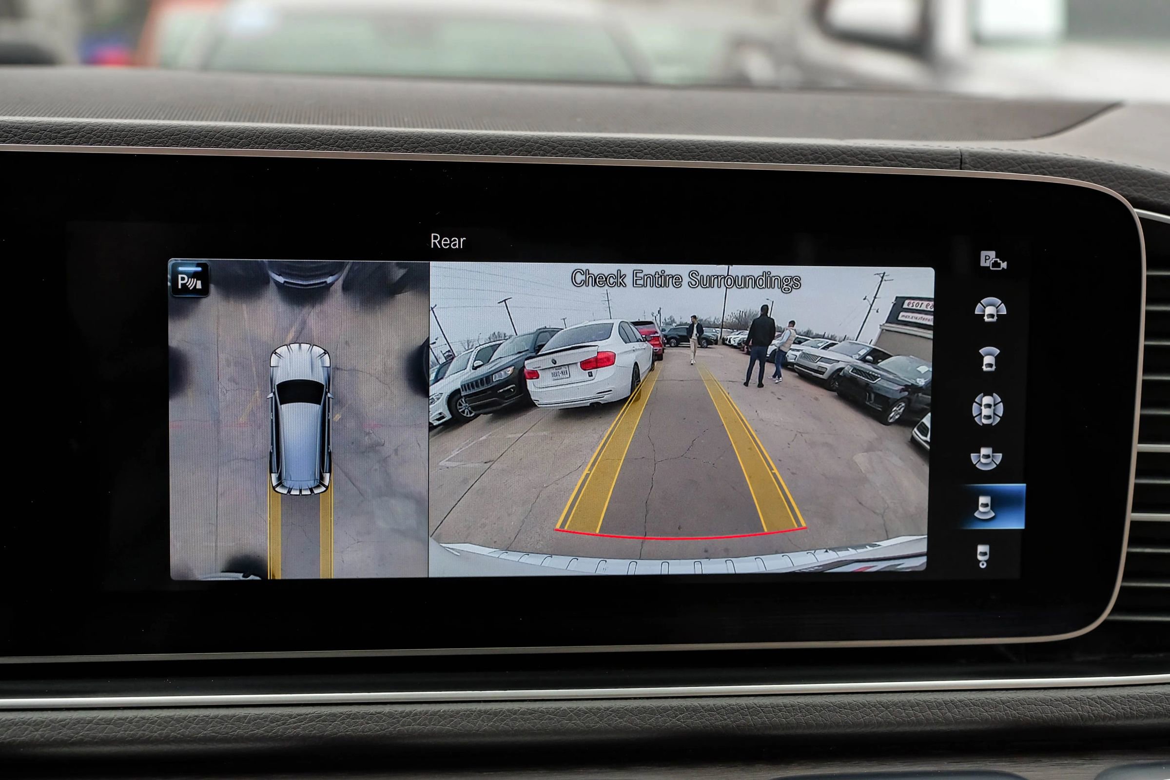 Used 2020 Mercedes-Benz GLS 450 4MATIC image 28