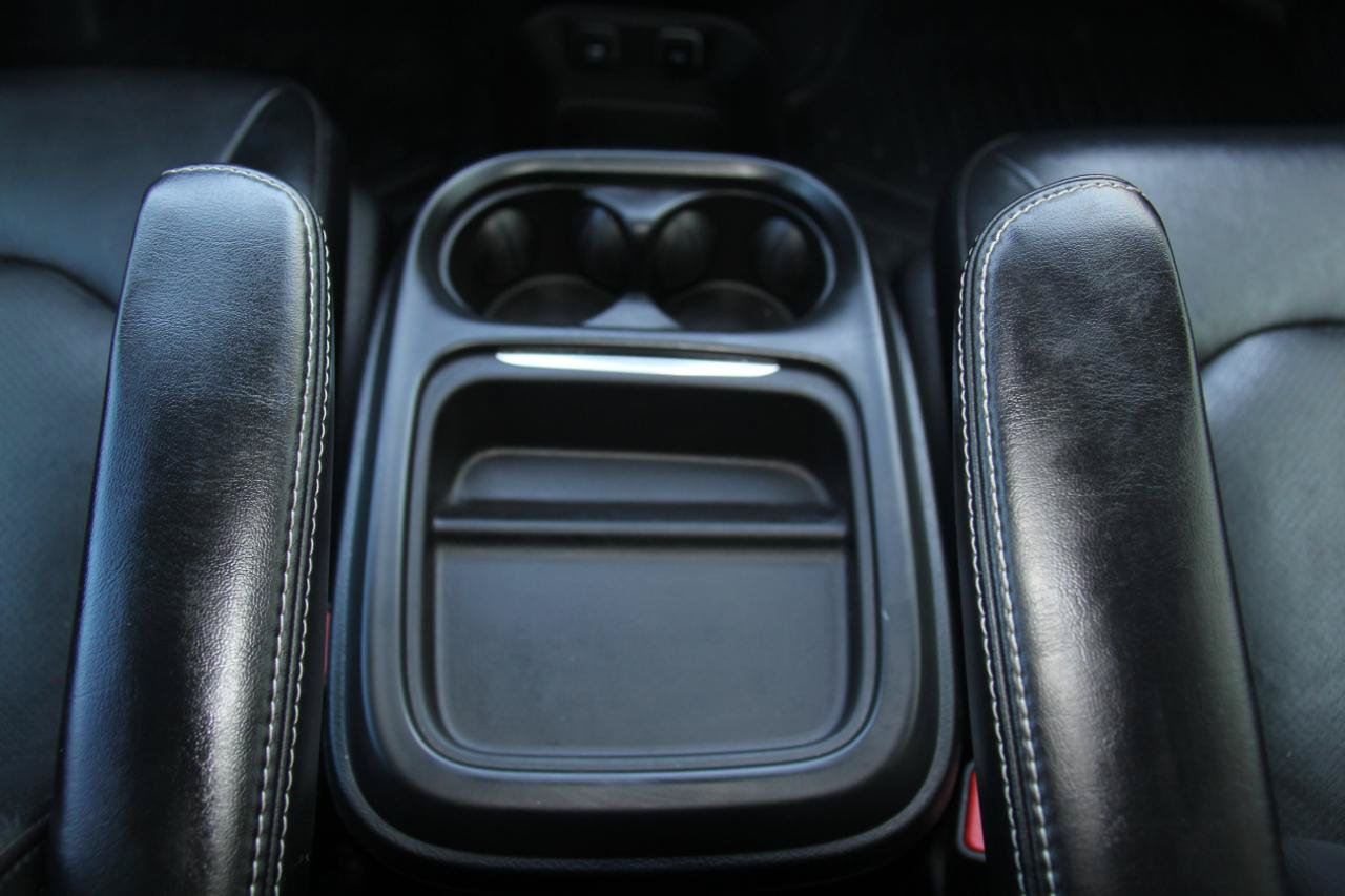 Used 2020 Chrysler Pacifica Touring-L w/ S Appearance Package FWD image 20