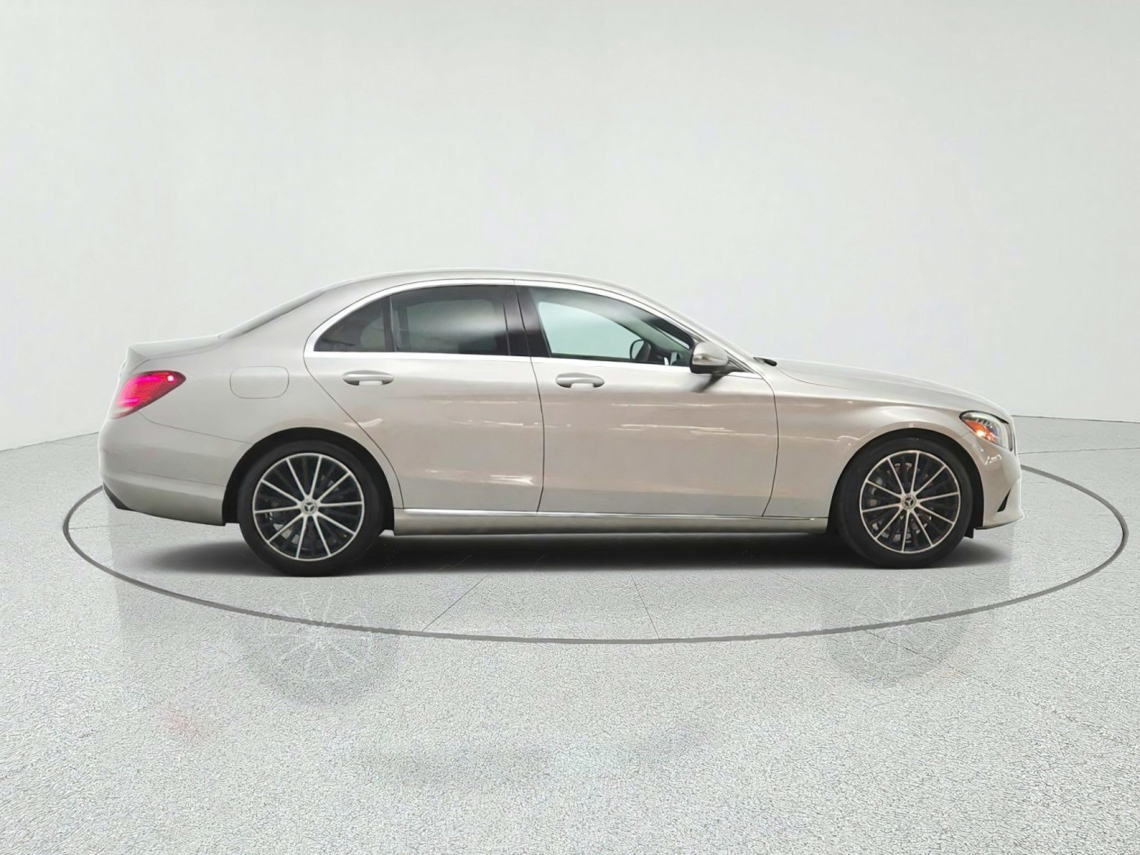 Used 2020 Mercedes-Benz C 300 Sedan image 4
