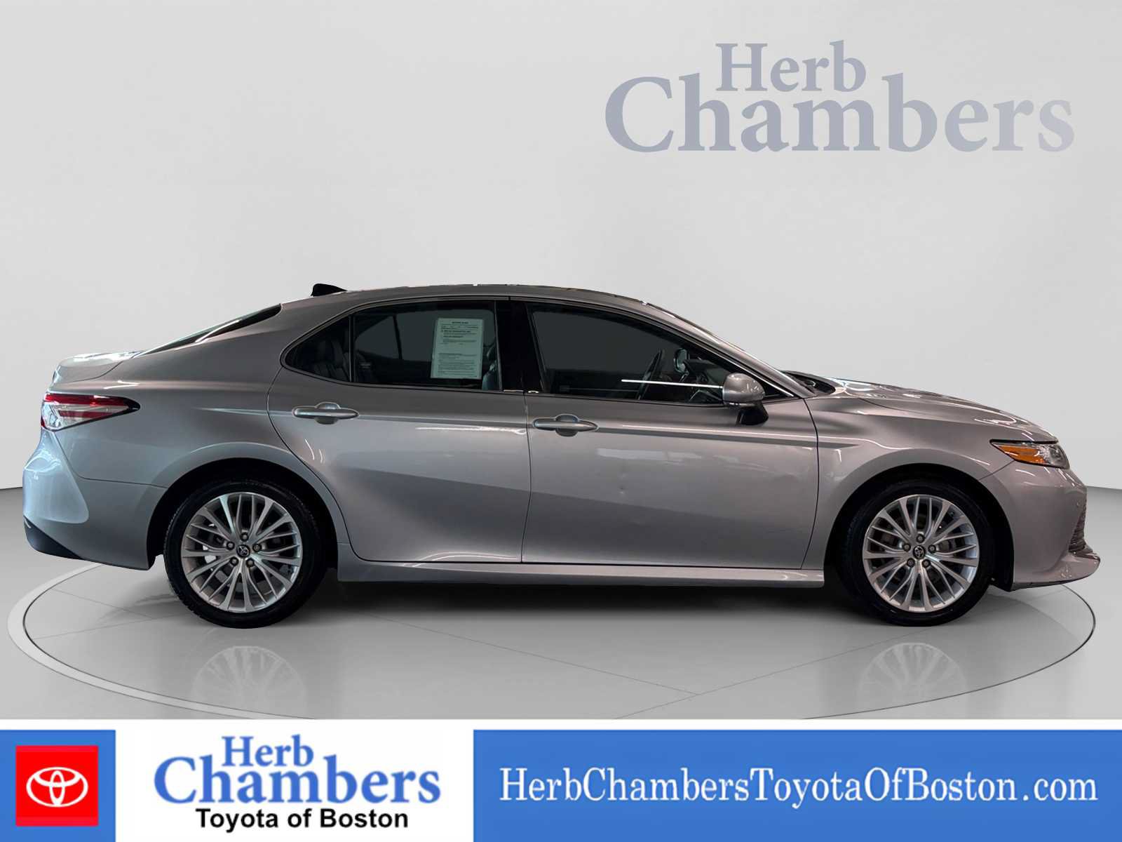 Used 2018 Toyota Camry XLE w/ Driver Assist Package FWD image 12