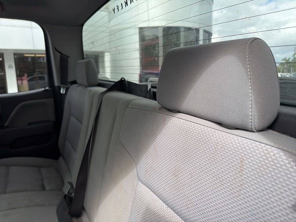 Used 2018 Chevrolet Silverado 1500 Custom w/ Custom Convenience Package image 11