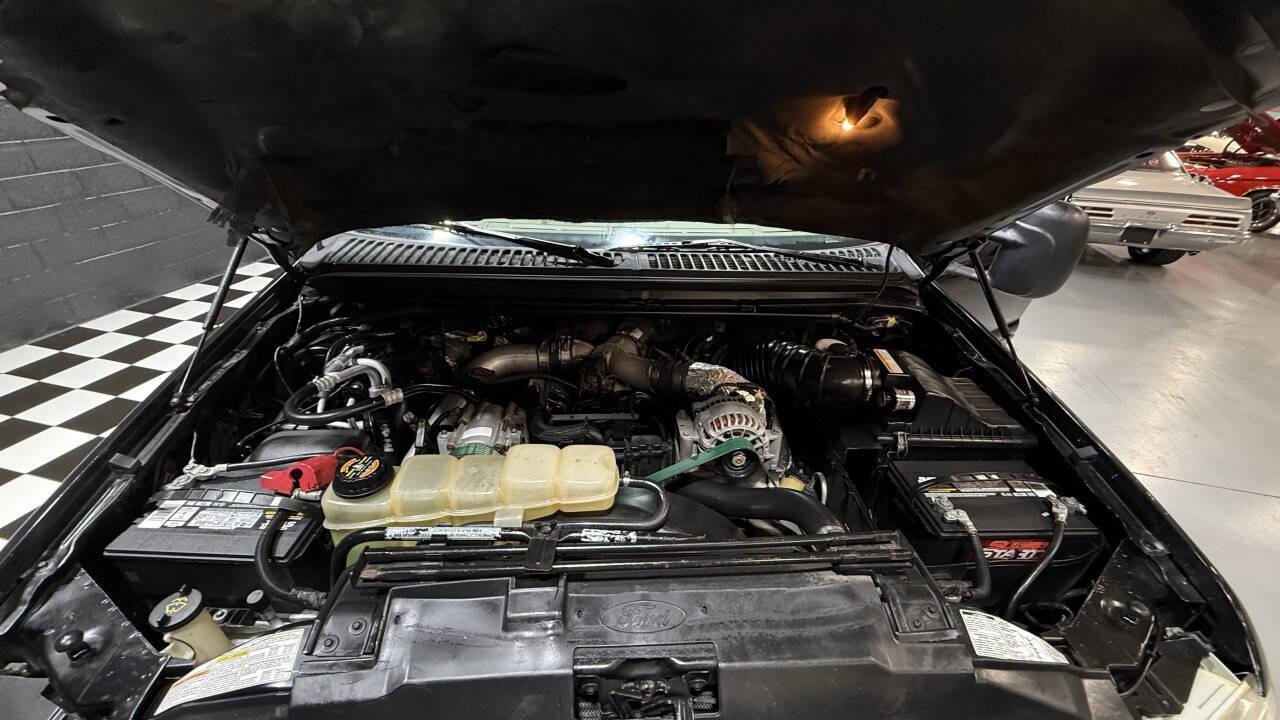 Used 2001 Ford Excursion Limited image 4