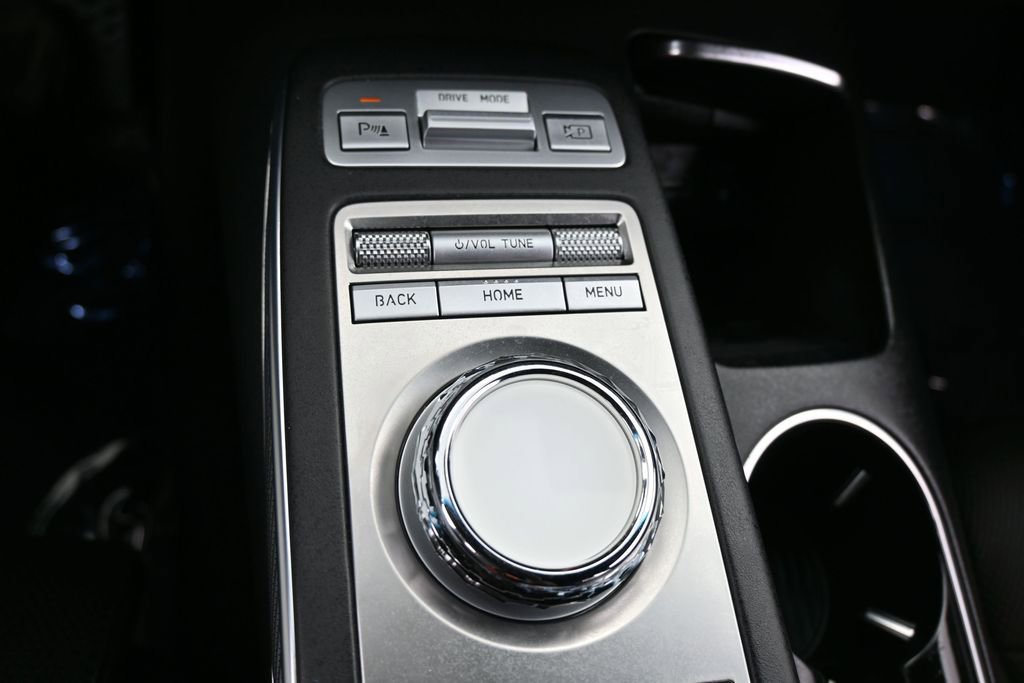 Used 2022 Genesis GV70 2.5T w/ Sport Prestige Package AWD/4WD image 26