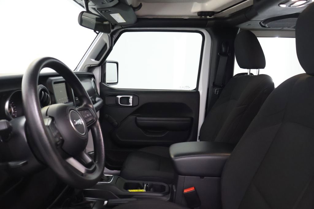 Used 2023 Jeep Wrangler Sport image 13
