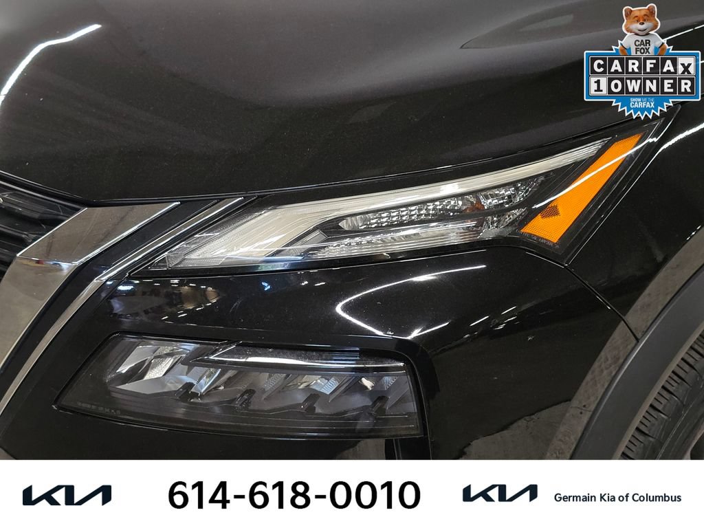 Used 2023 Nissan Rogue S AWD/4WD image 14