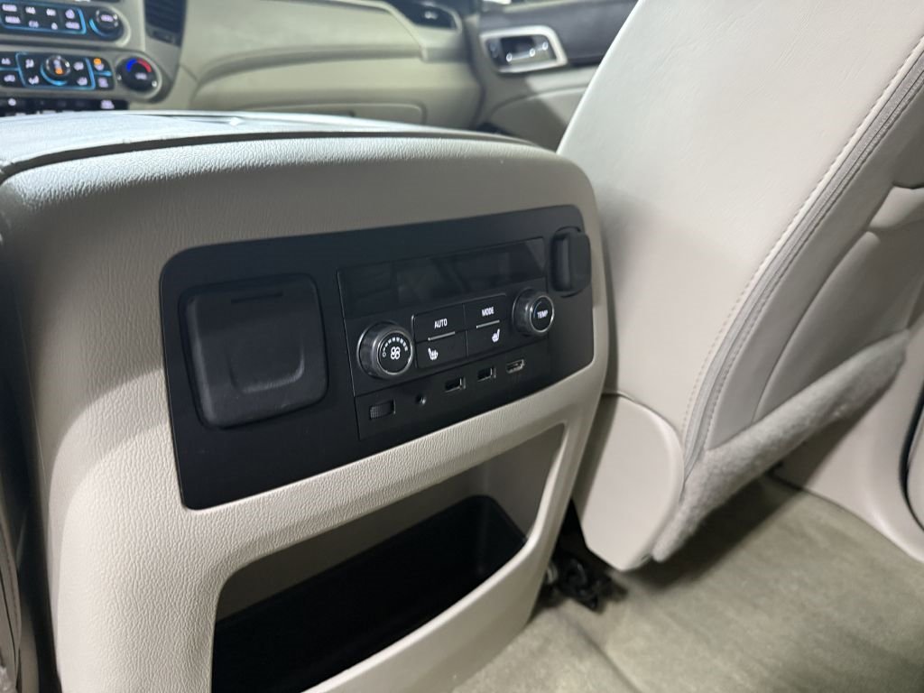 Used 2019 GMC Yukon Denali w/ Denali Ultimate Package image 30