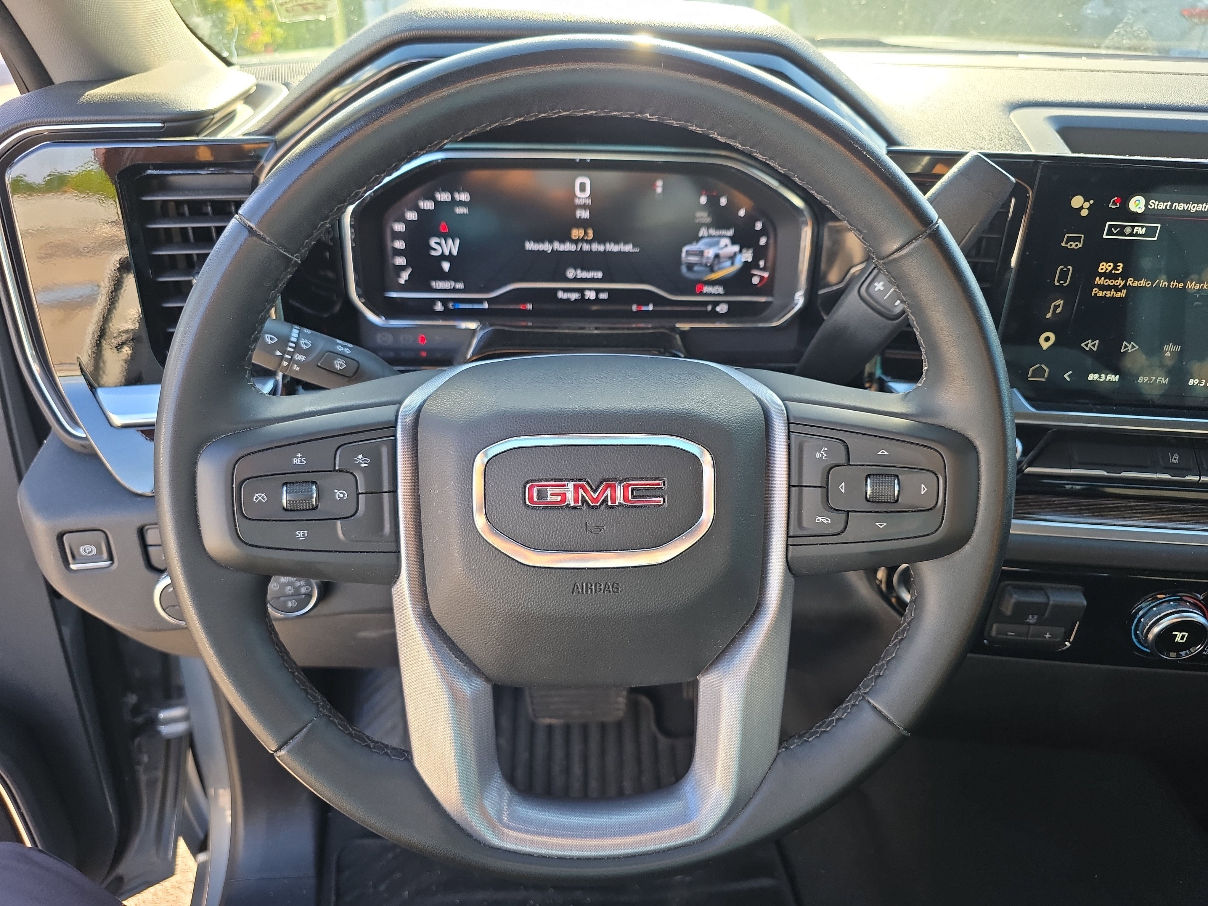 Used 2025 GMC Sierra 2500 SLE w/ SLE Convenience Package image 28